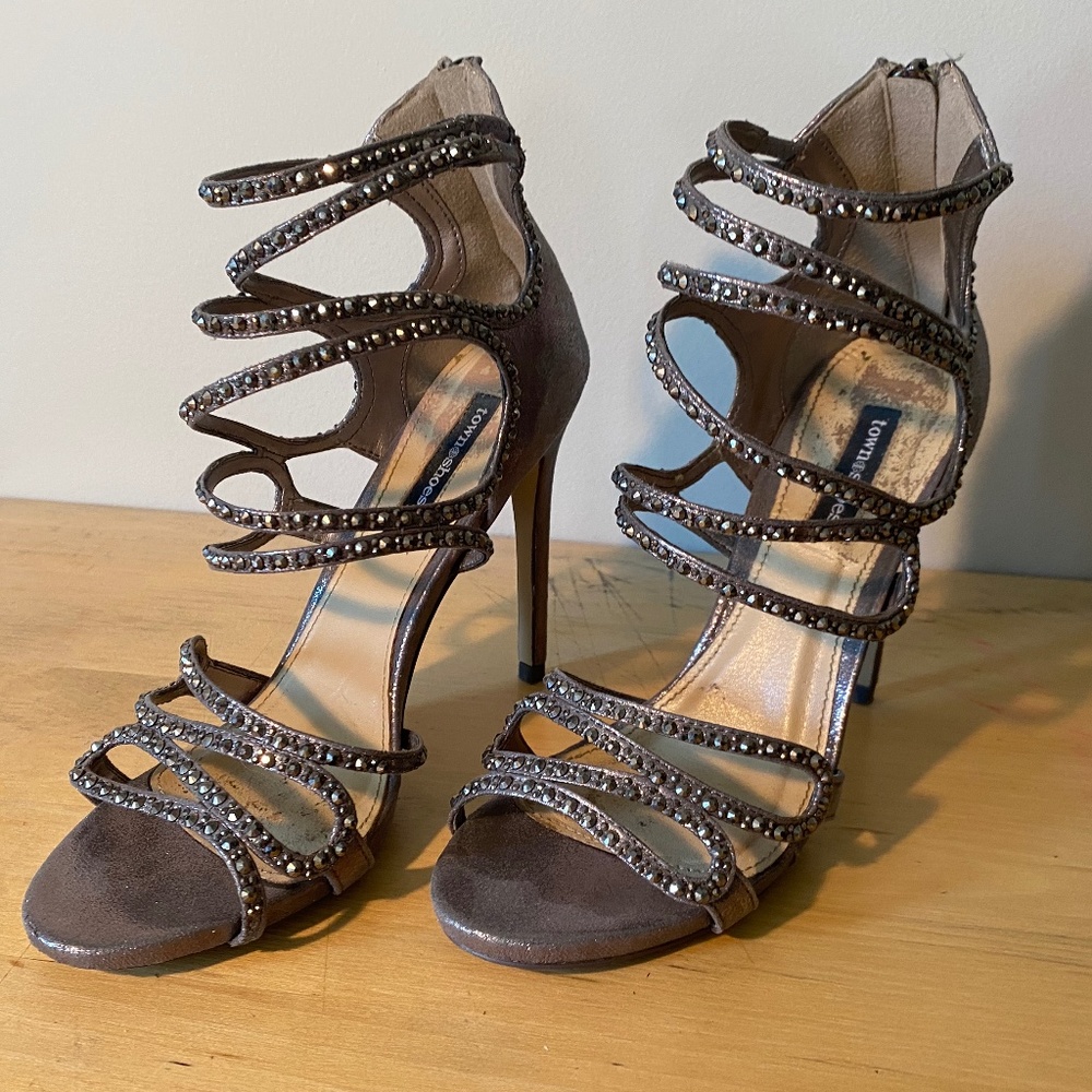 Town Shoes Heels | jeweled gray strappy high heels | size: 39 Eur 8.5 US